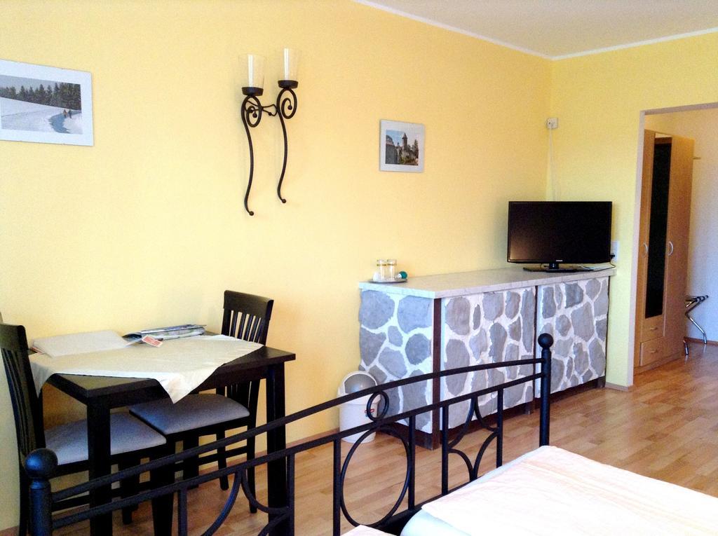Gasthof Zur Haltestelle Lasberg Δωμάτιο φωτογραφία